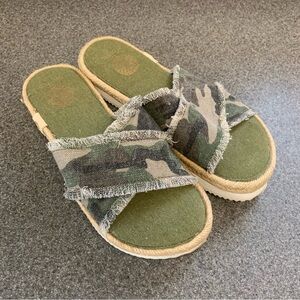 Nalho Camo Kamala Yoga Mat Espadrille Slides.
